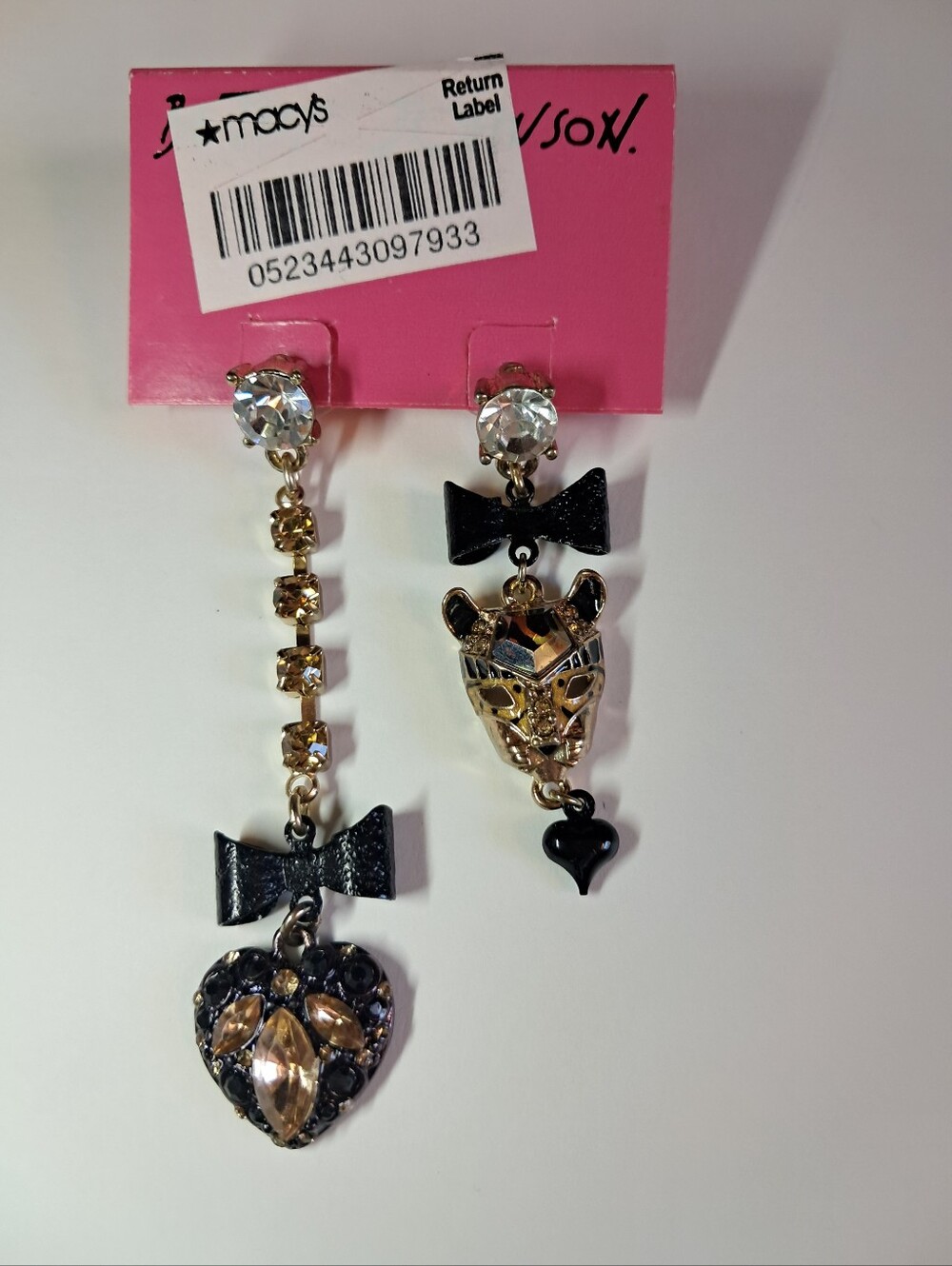New Betsey Johnson Vintage Hollywood Glam Earrings - Tiger Heart Leopard
